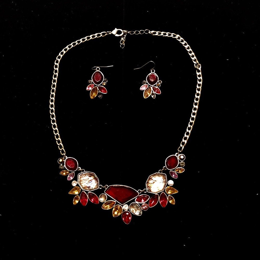 Elegant Rhinestone Vintage Necklace